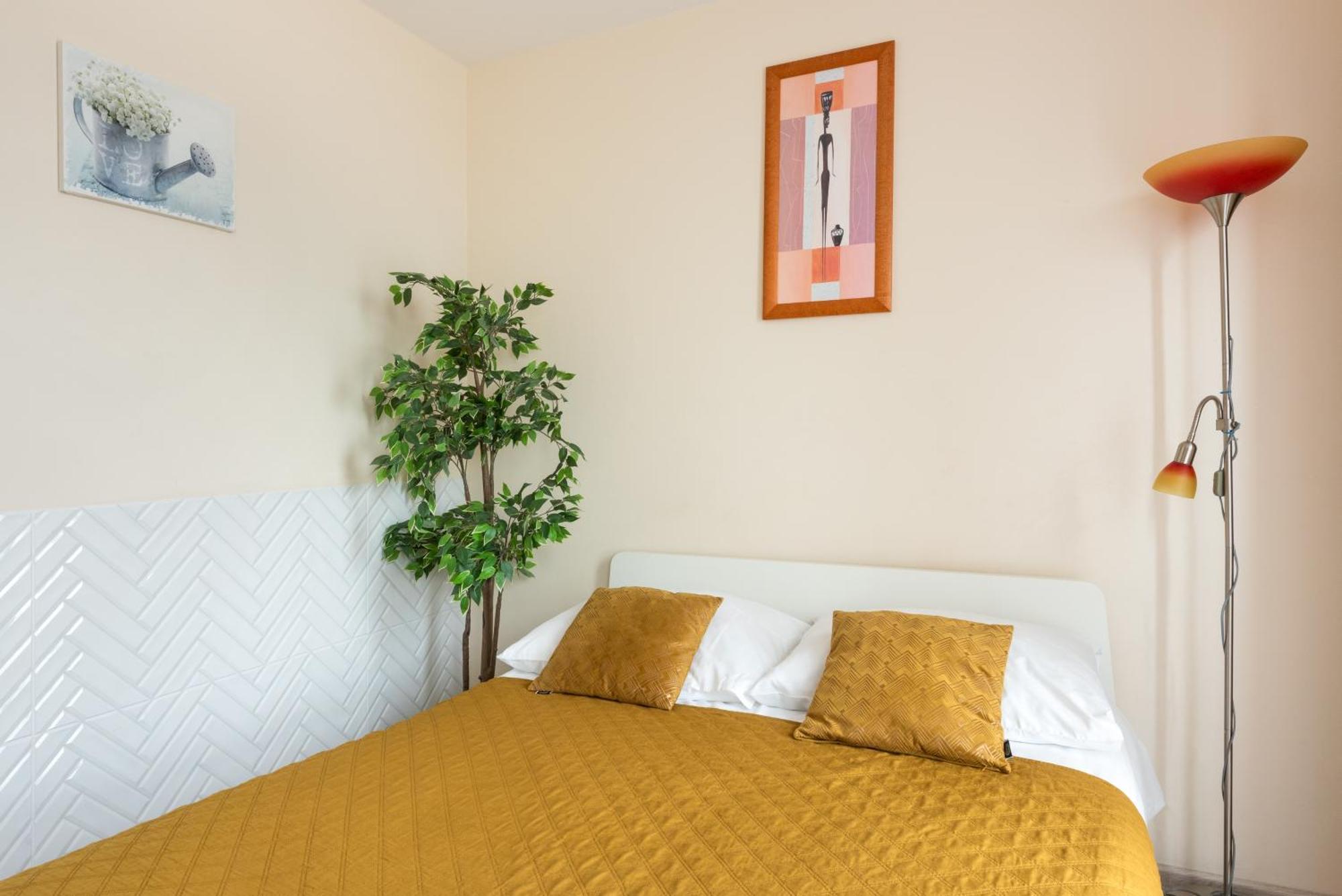 Cozy Modern Apartment Astoria Magic Orange Old Town Краков Экстерьер фото