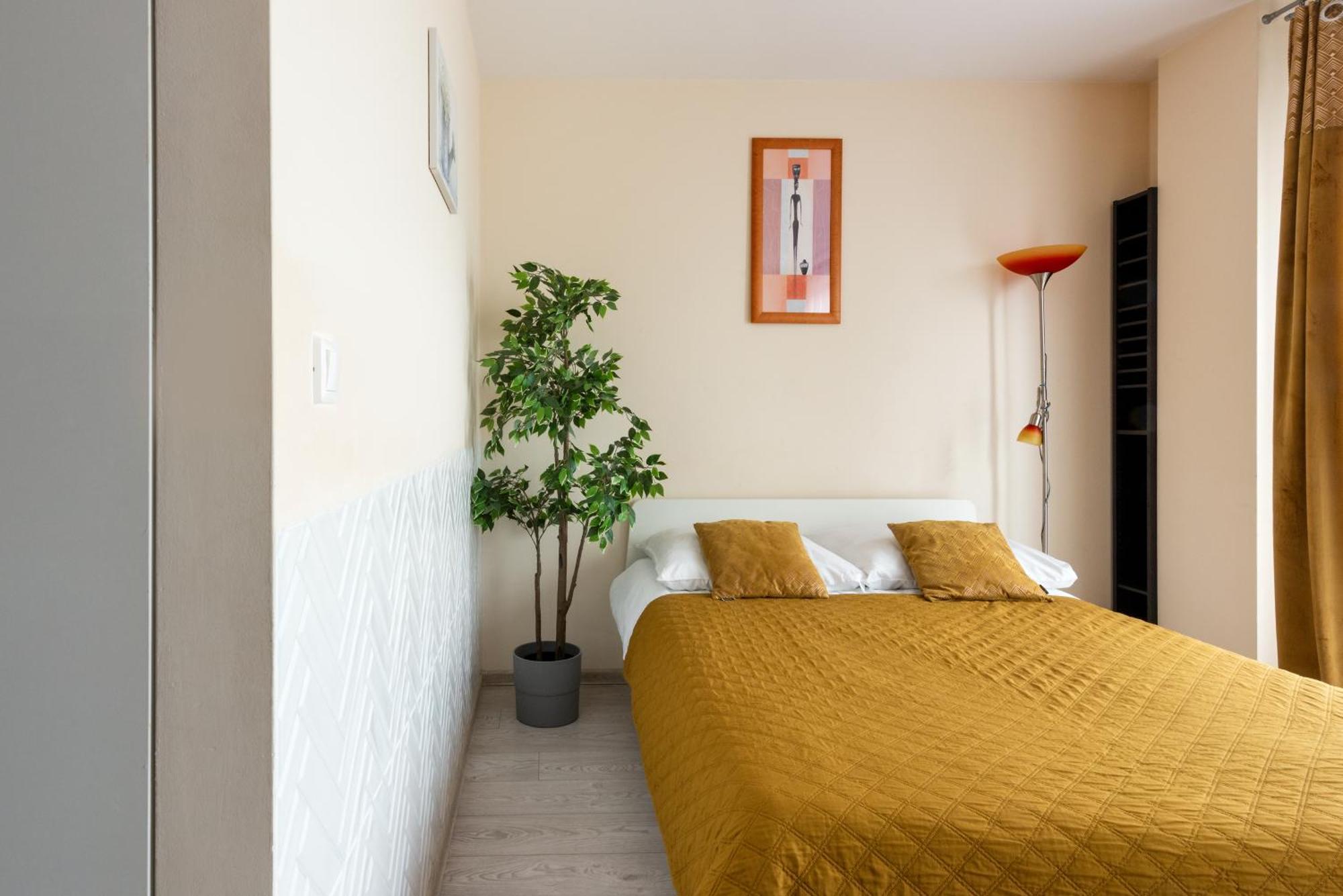 Cozy Modern Apartment Astoria Magic Orange Old Town Краков Экстерьер фото