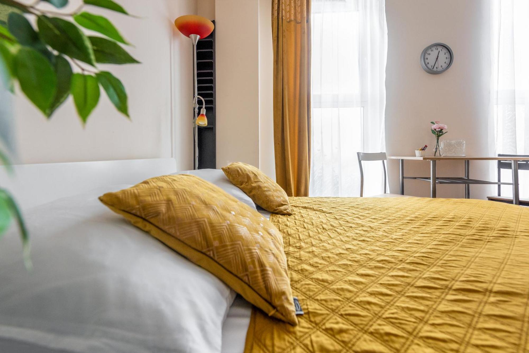 Cozy Modern Apartment Astoria Magic Orange Old Town Краков Экстерьер фото