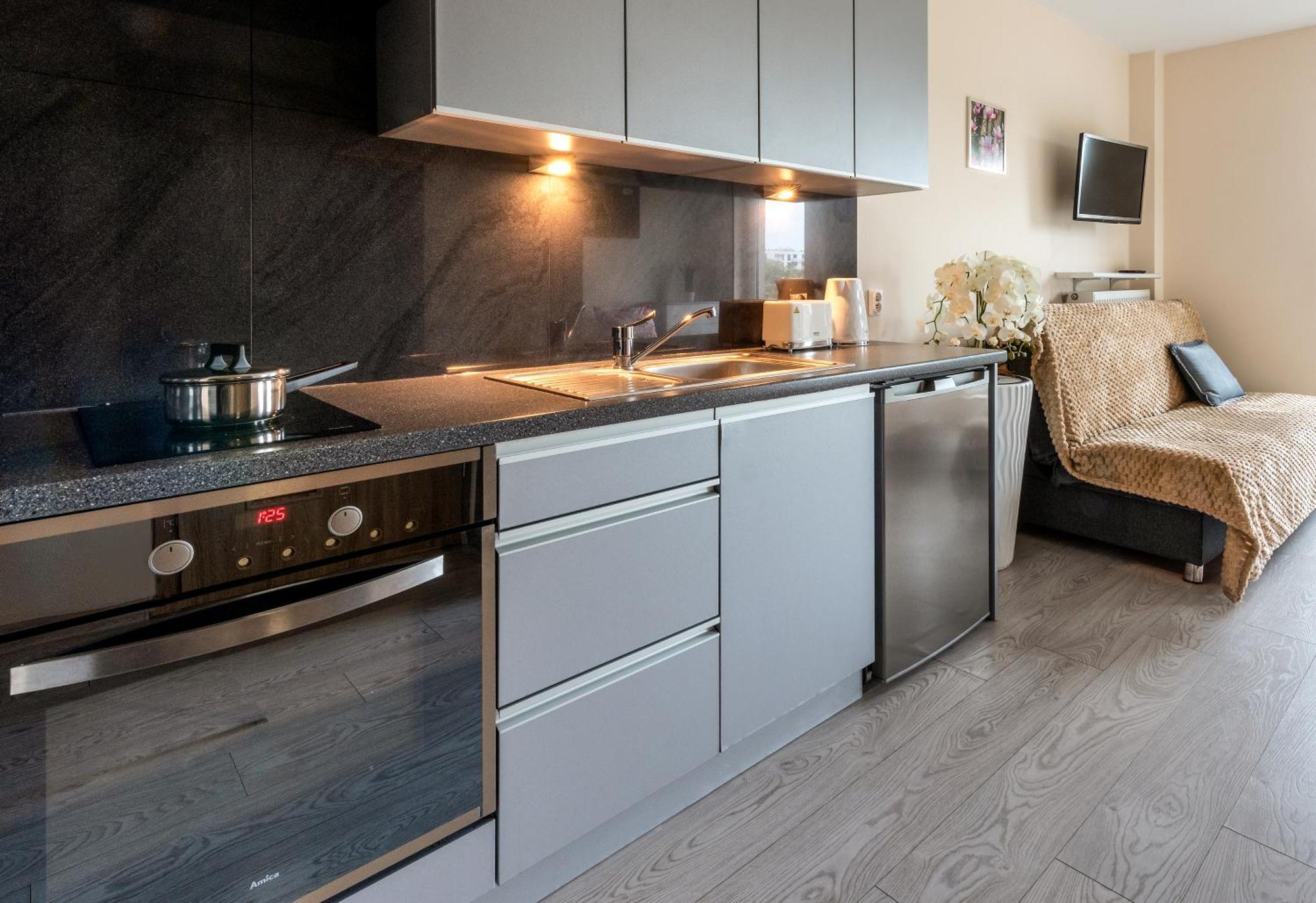 Cozy Modern Apartment Astoria Magic Orange Old Town Краков Экстерьер фото